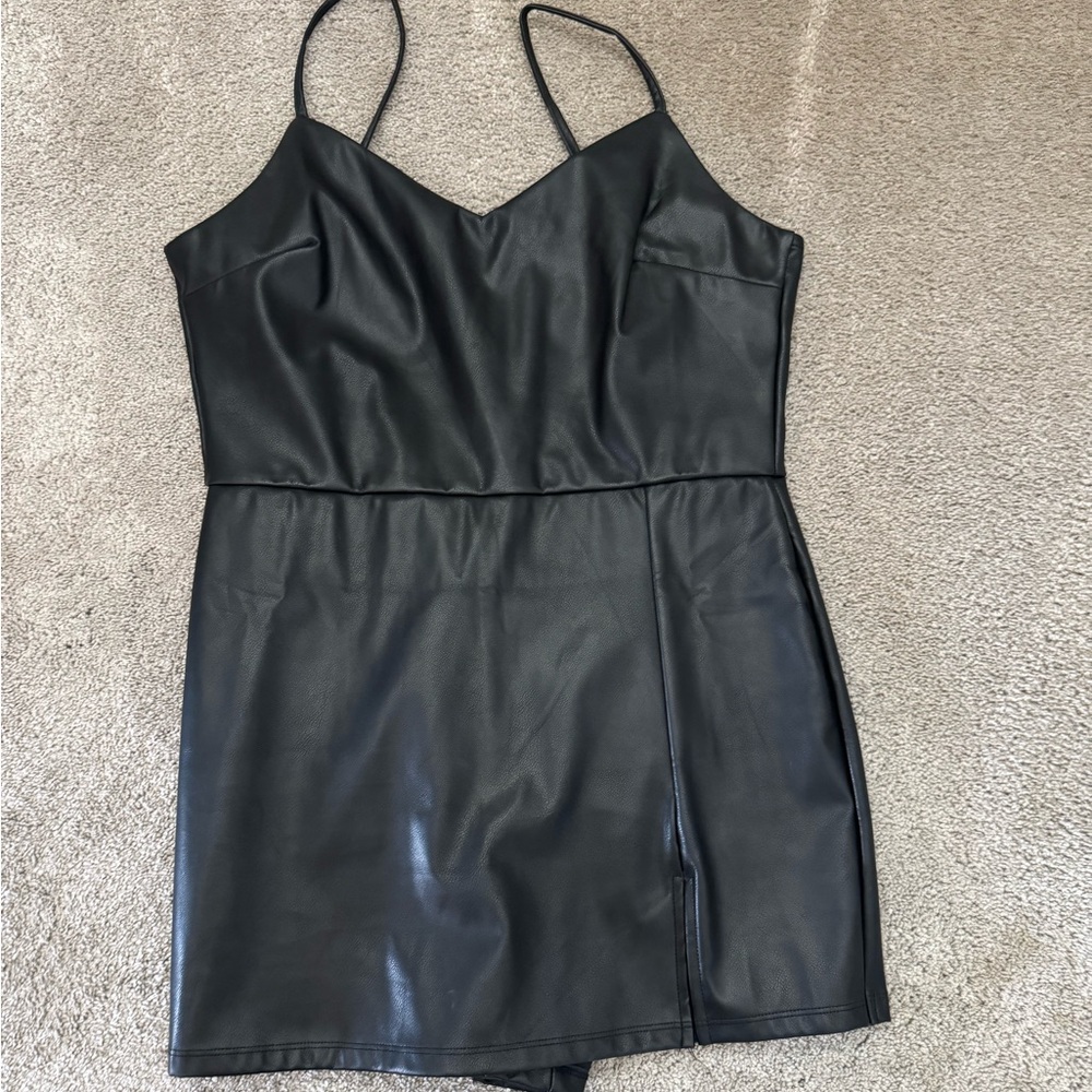 Elegant Black Spaghetti Strap Dress